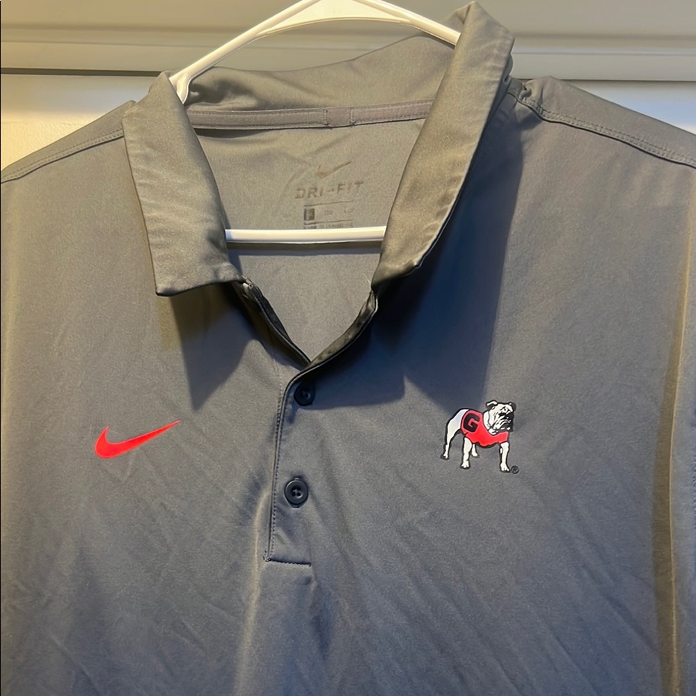 Nike Gray Polo Shirt with Georgia Bulldogs logo